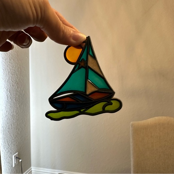 Lot of 2 Vintage‎ 1982 Metal Sun Catcher Catchers Ornaments Pelican Sail Boat - Picture 4 of 5